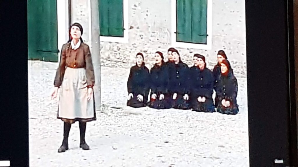 il coro delle donne nei Turcs tal Friul