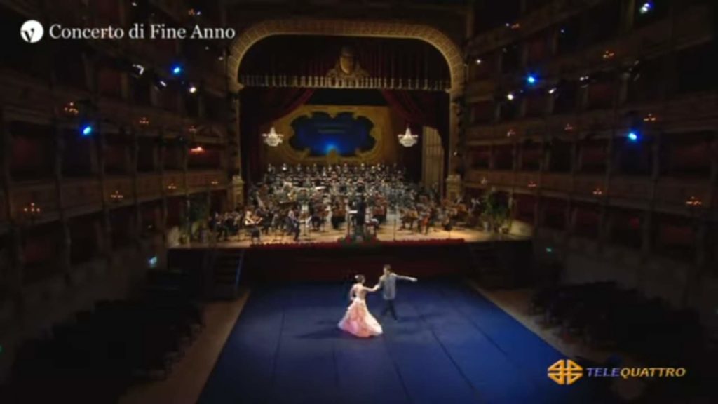 I ballerini al concerto di fine anno del teatro Verdi di Trieste